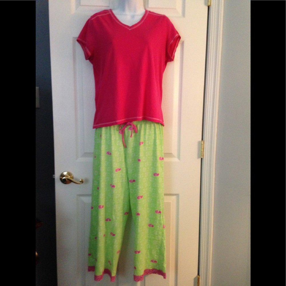 French Kiss Capri PJ Bottoms w/ Pink S/S Shirt
